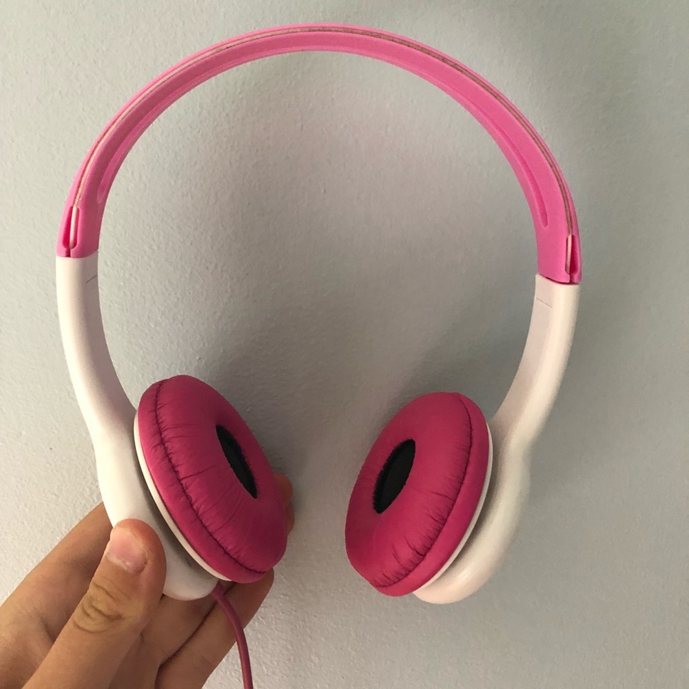 Jaras Pink Headphones